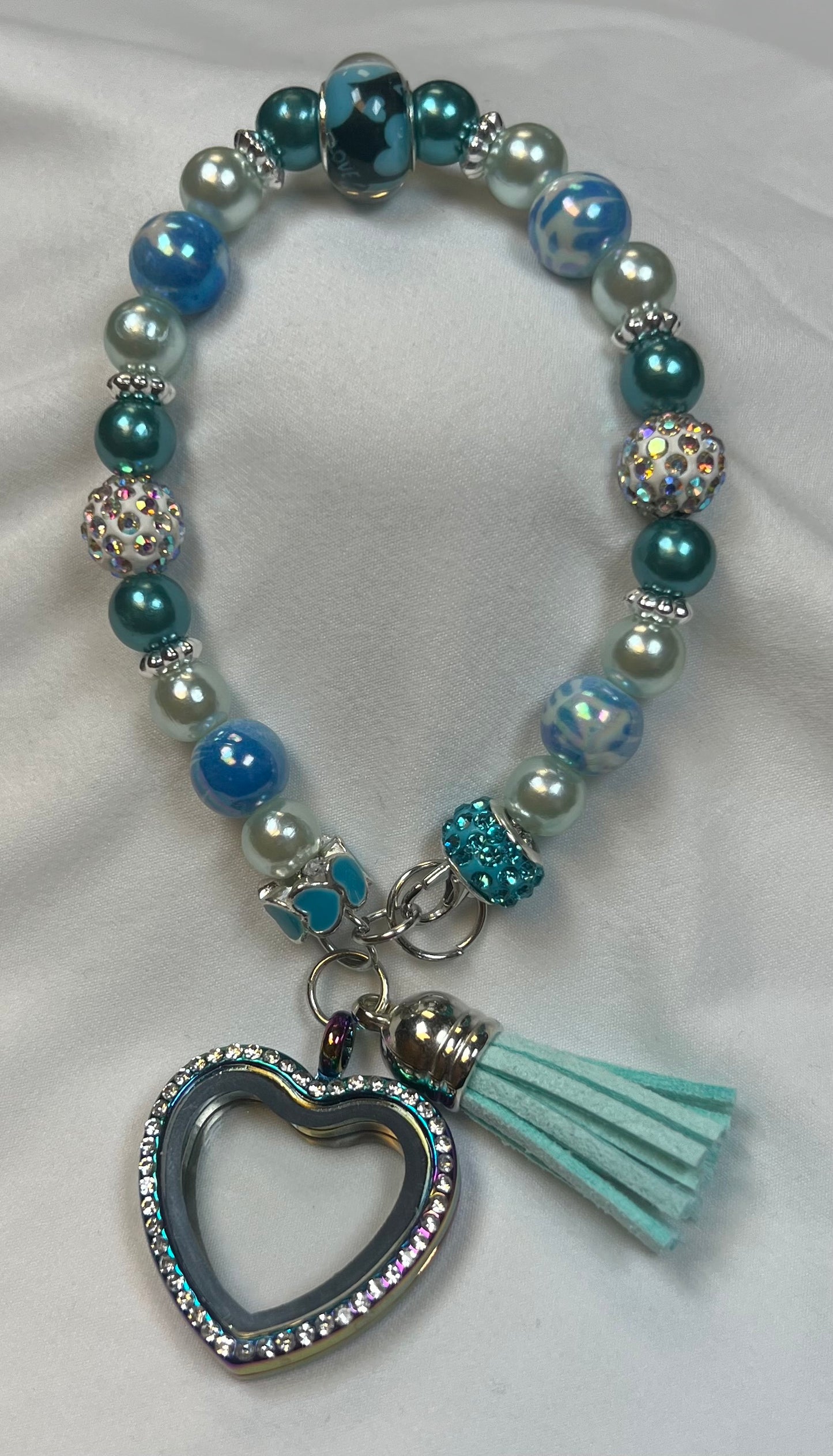 Locket Cell Phone Wrist Lanyard